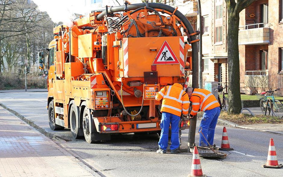 tarif plombier débouchage canalisation Louvres